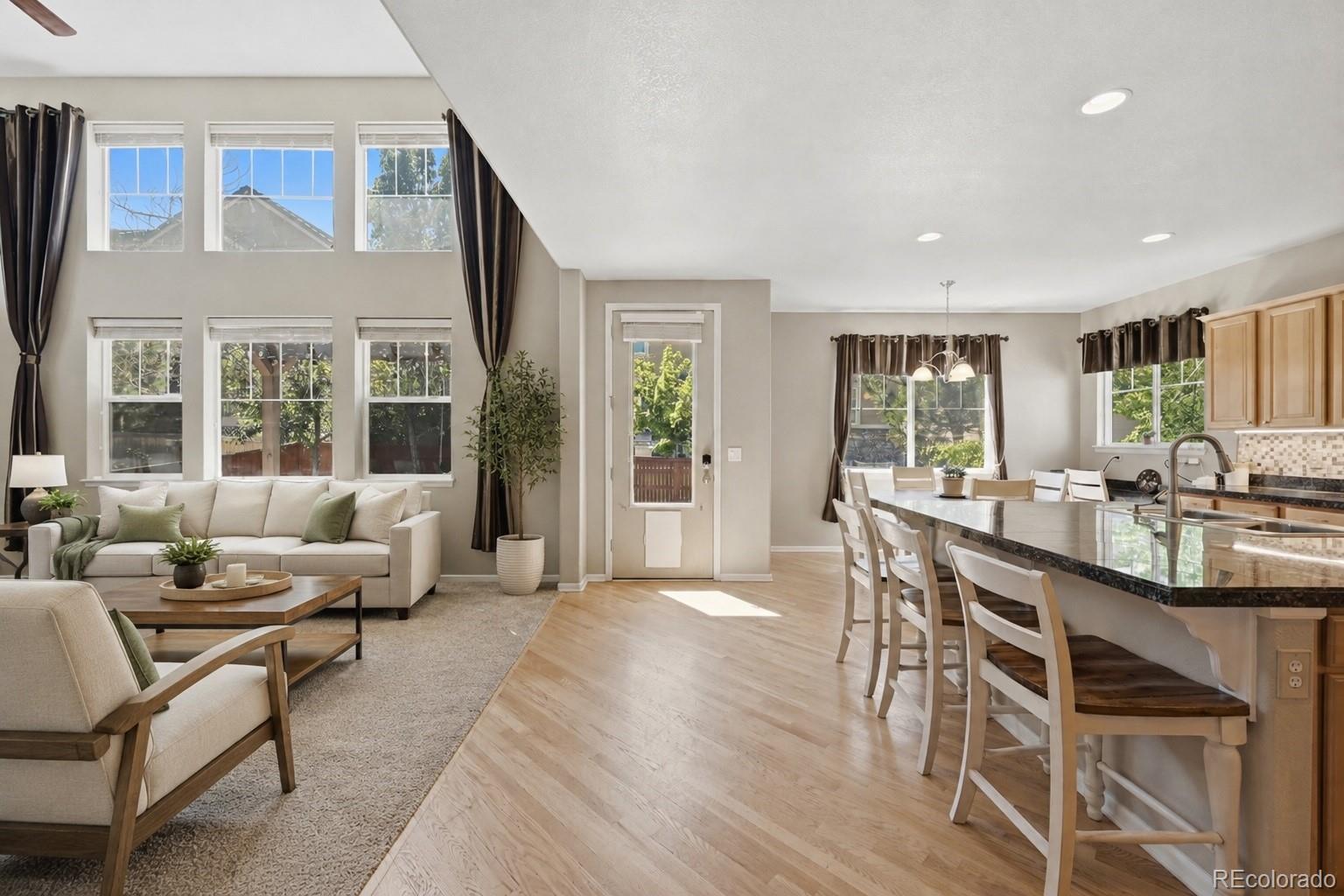 MLS Image #8 for 23918 e alamo place,aurora, Colorado