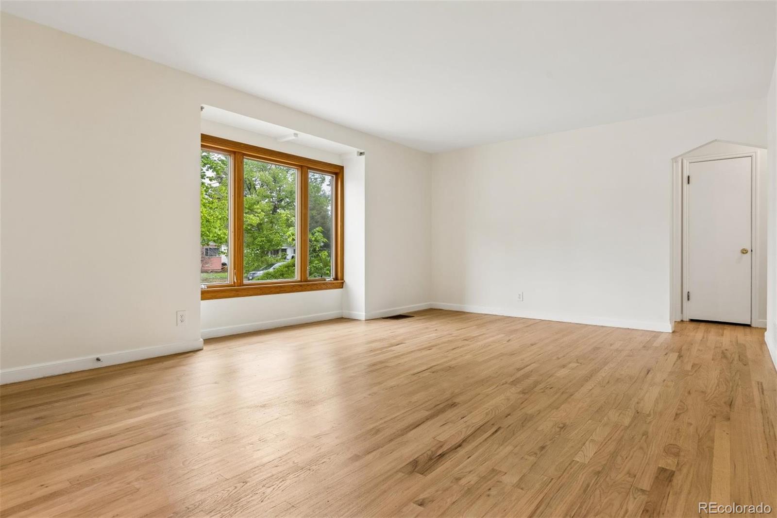 MLS Image #3 for 1100  kingston street,aurora, Colorado