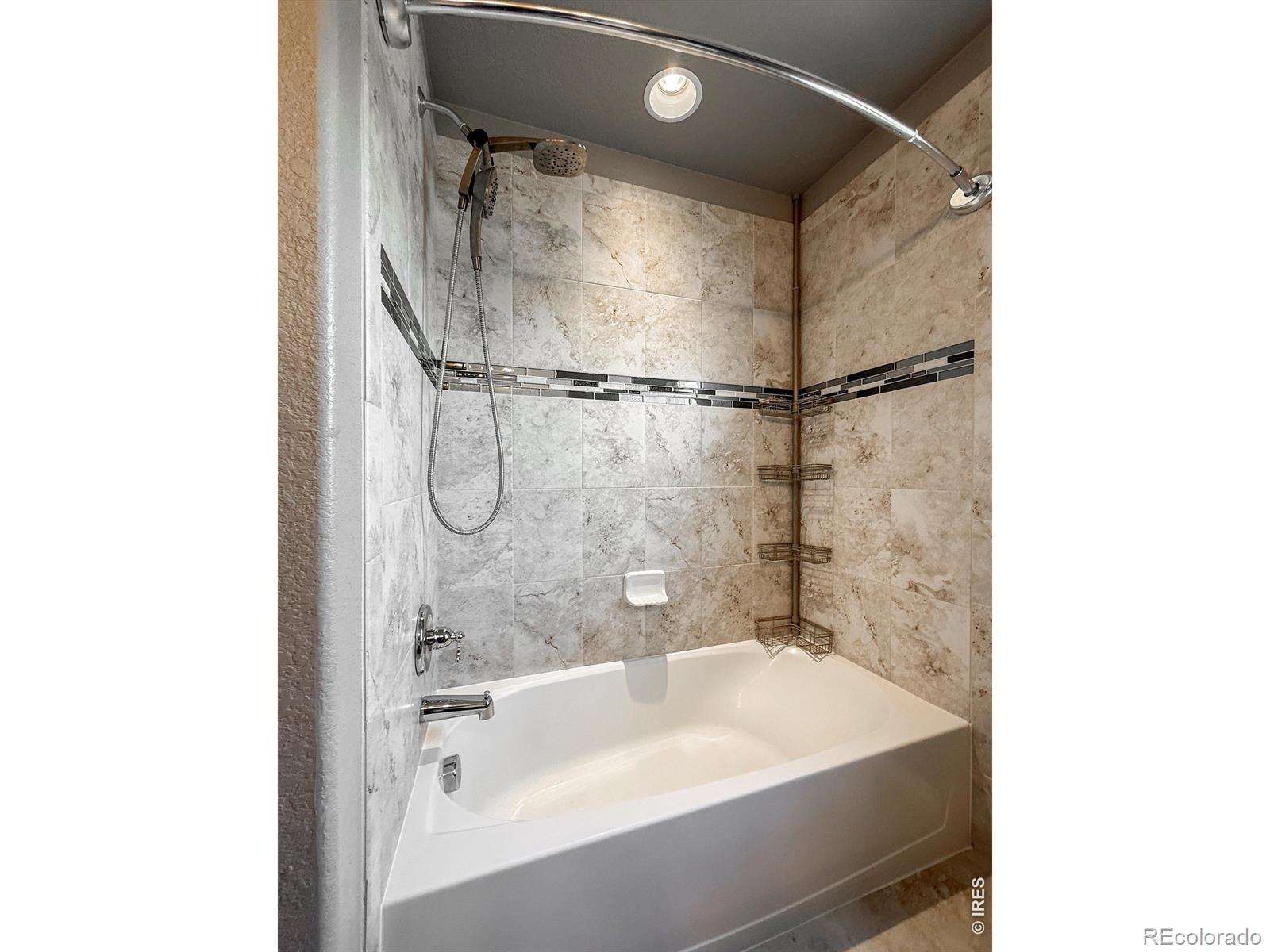 MLS Image #16 for 902  canyonlands street,berthoud, Colorado