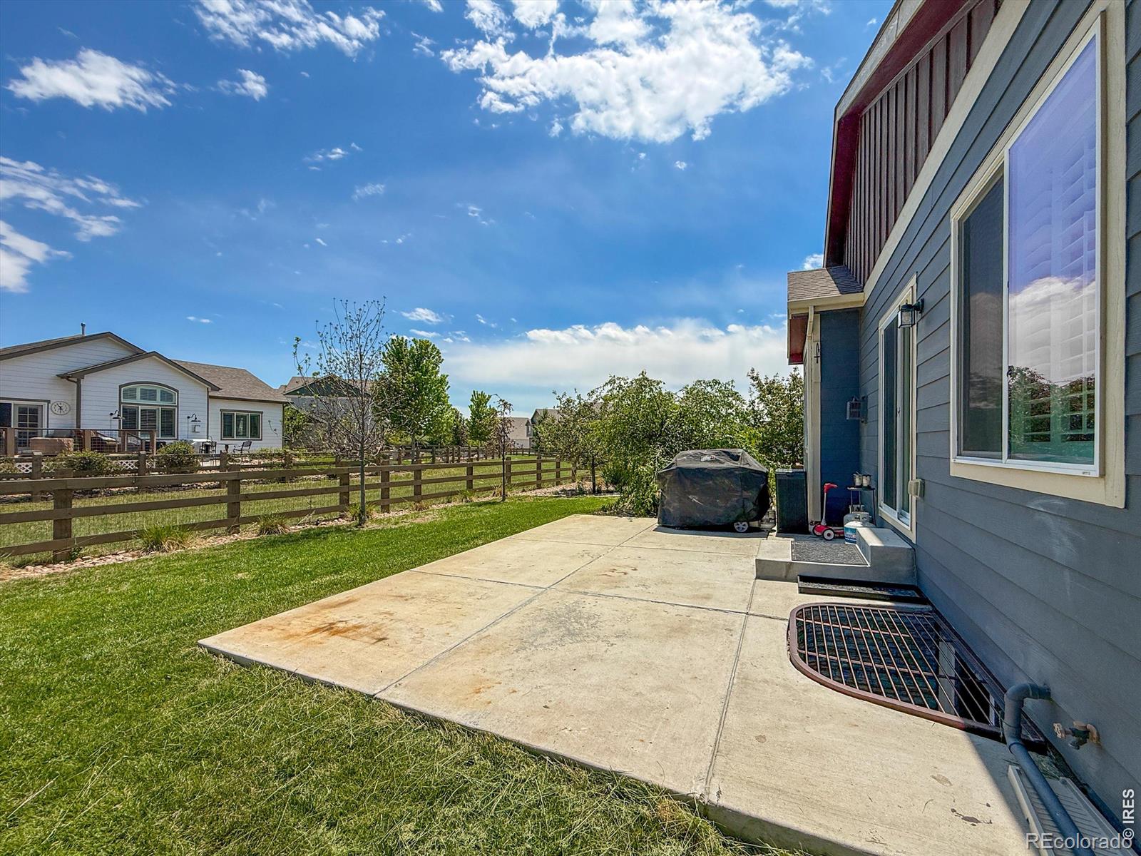 MLS Image #29 for 902  canyonlands street,berthoud, Colorado