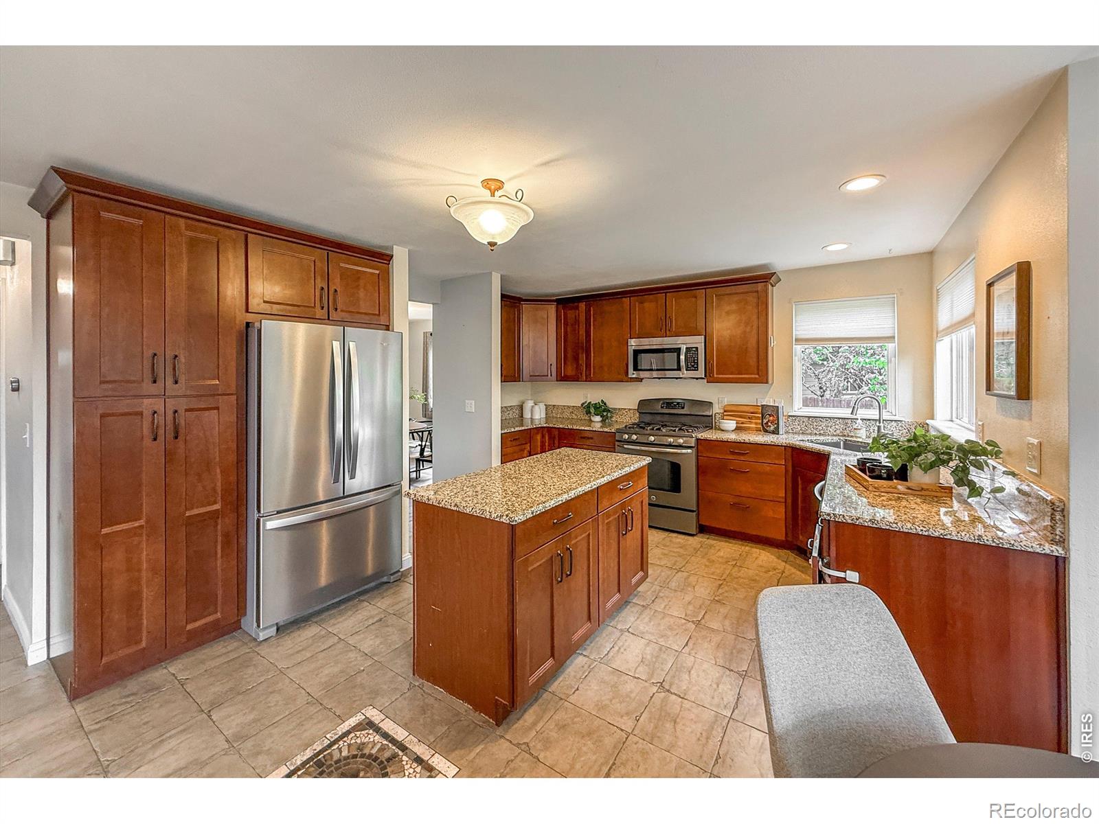 MLS Image #14 for 584  sugar mill place,longmont, Colorado