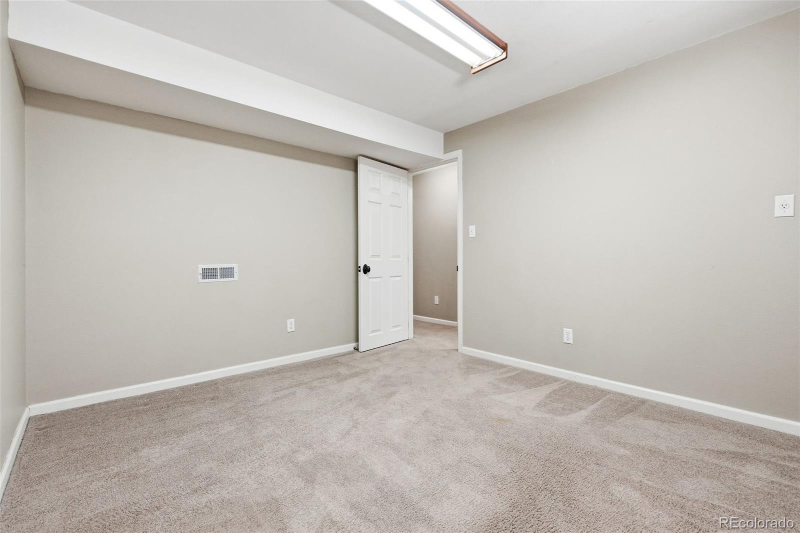 MLS Image #19 for 6950 e briarwood drive,centennial, Colorado