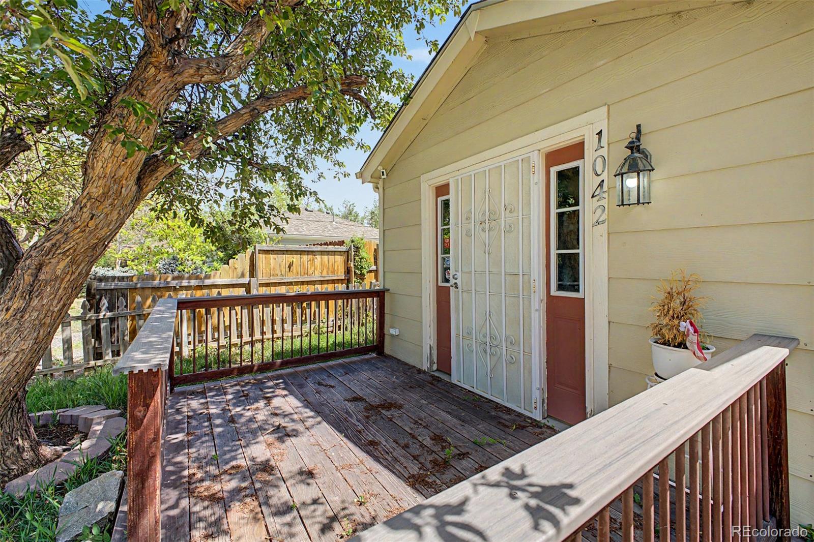 MLS Image #2 for 1042  yuba street,aurora, Colorado