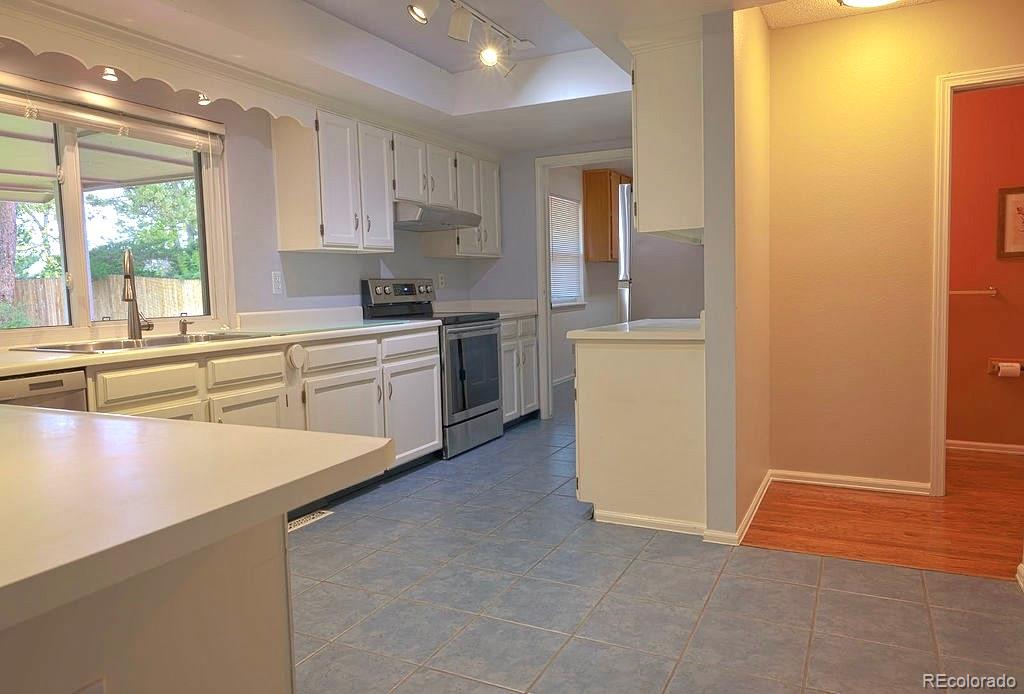 MLS Image #13 for 8401 e long avenue,centennial, Colorado