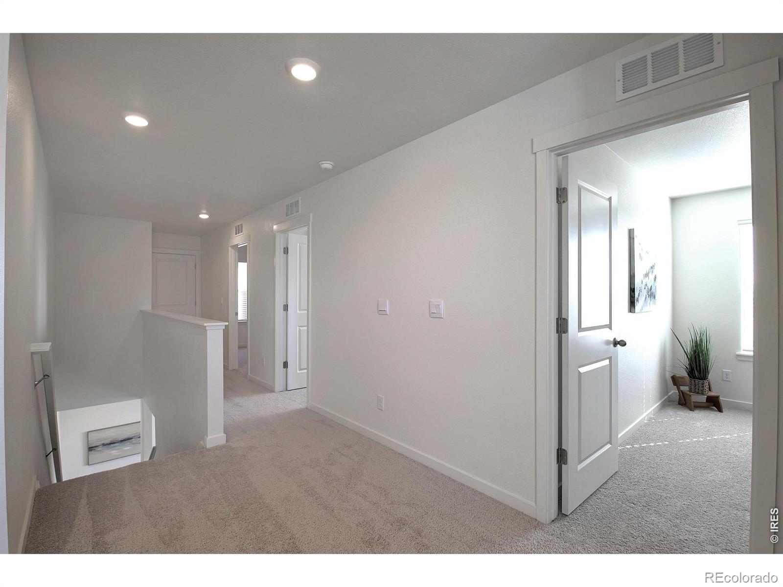 MLS Image #33 for 463  thrush place,johnstown, Colorado