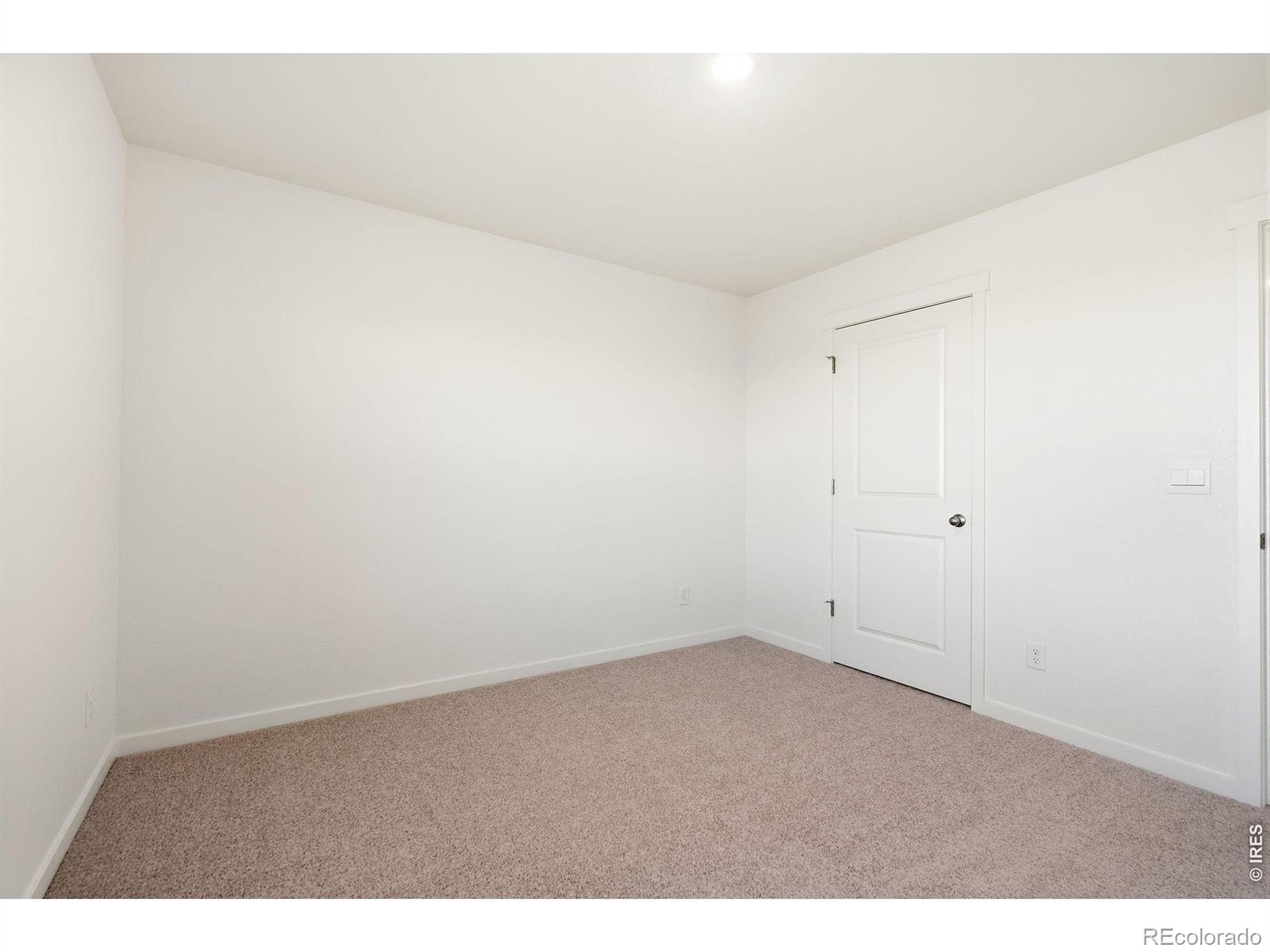 MLS Image #39 for 463  thrush place,johnstown, Colorado