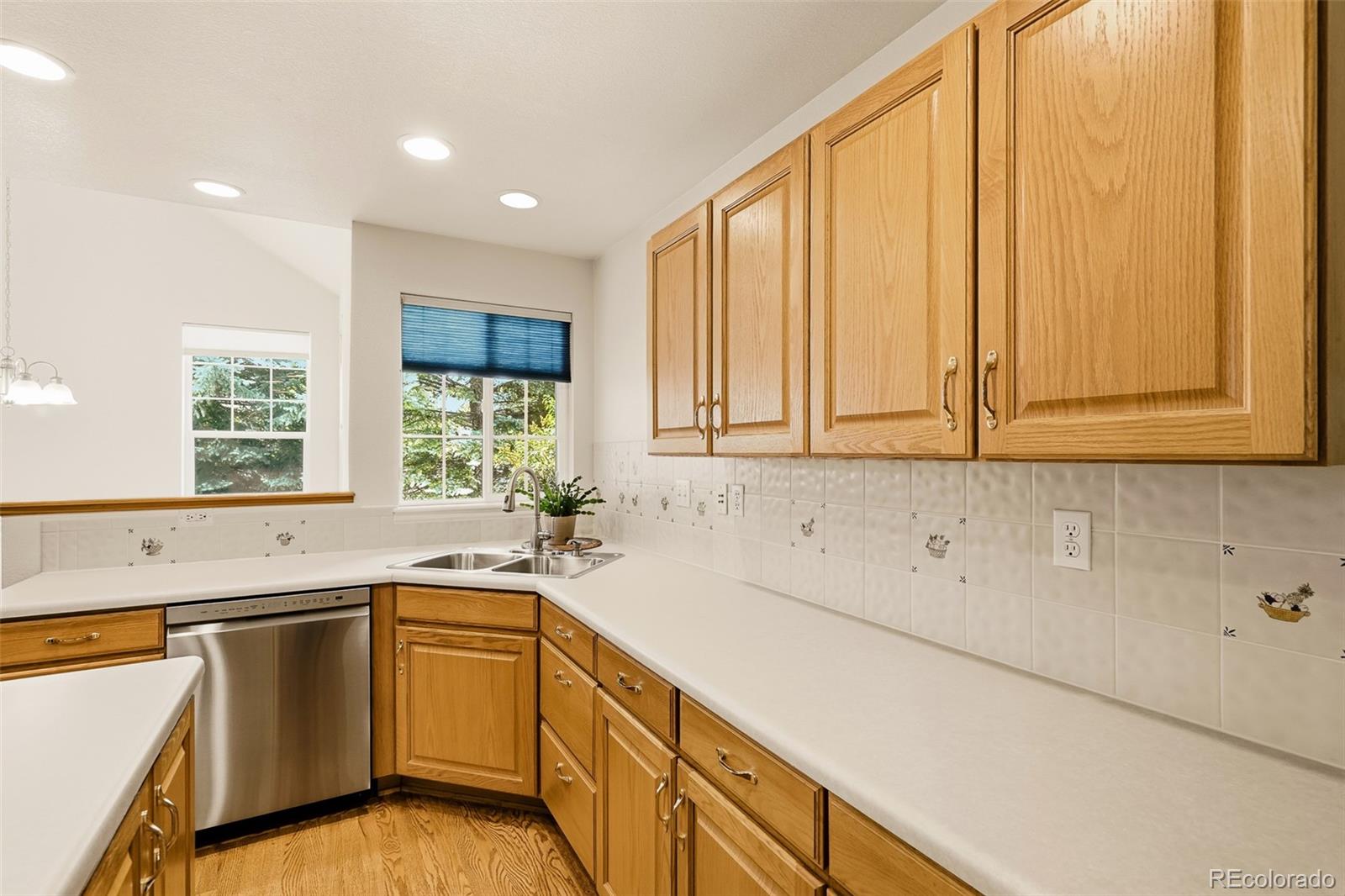 MLS Image #18 for 6361  deframe way ,arvada, Colorado