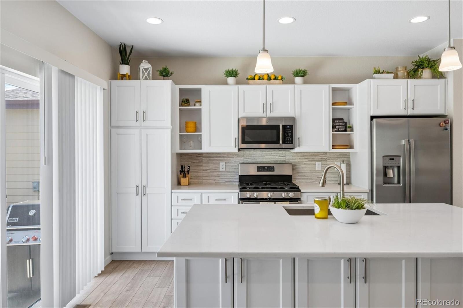 MLS Image #11 for 10006  yampa street,commerce city, Colorado