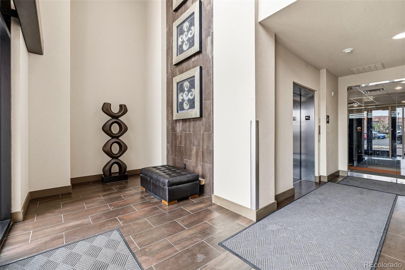 MLS Image #5 for 10111  inverness main street 405,englewood, Colorado