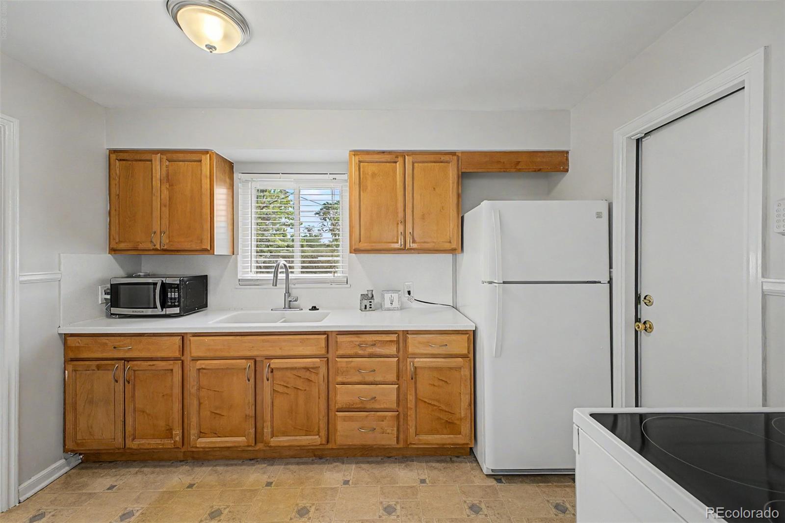 MLS Image #11 for 1156  lansing street,aurora, Colorado