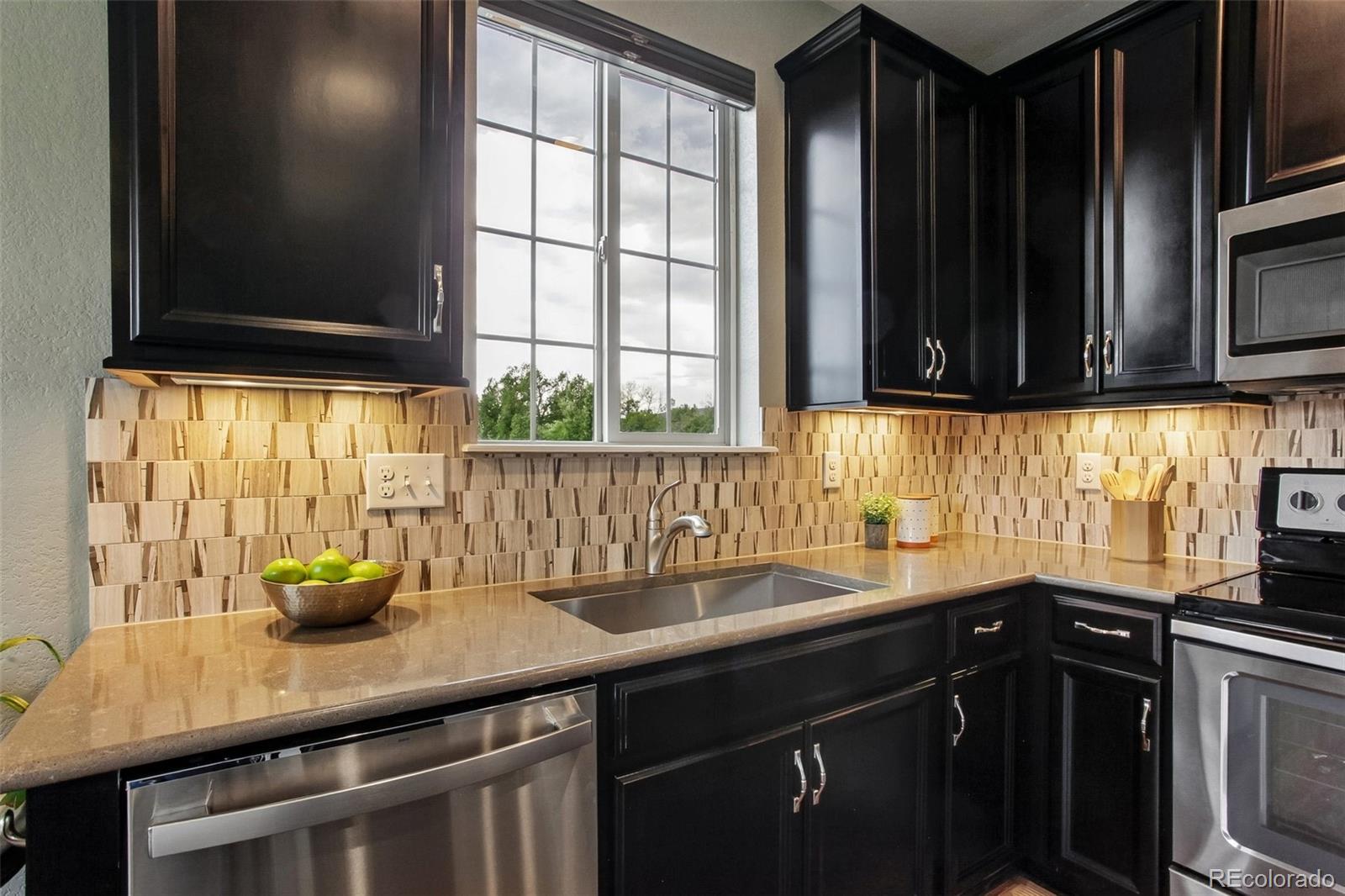 MLS Image #9 for 6956  isabell street,arvada, Colorado