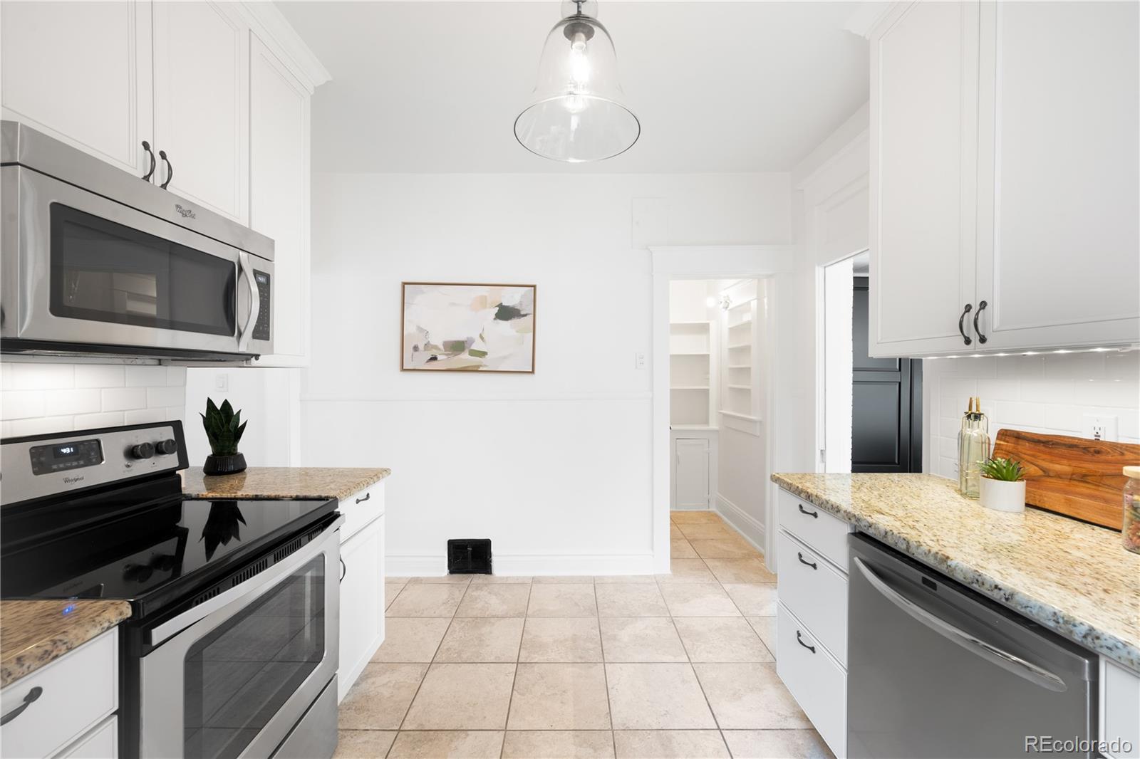MLS Image #10 for 1288 s lincoln street,denver, Colorado