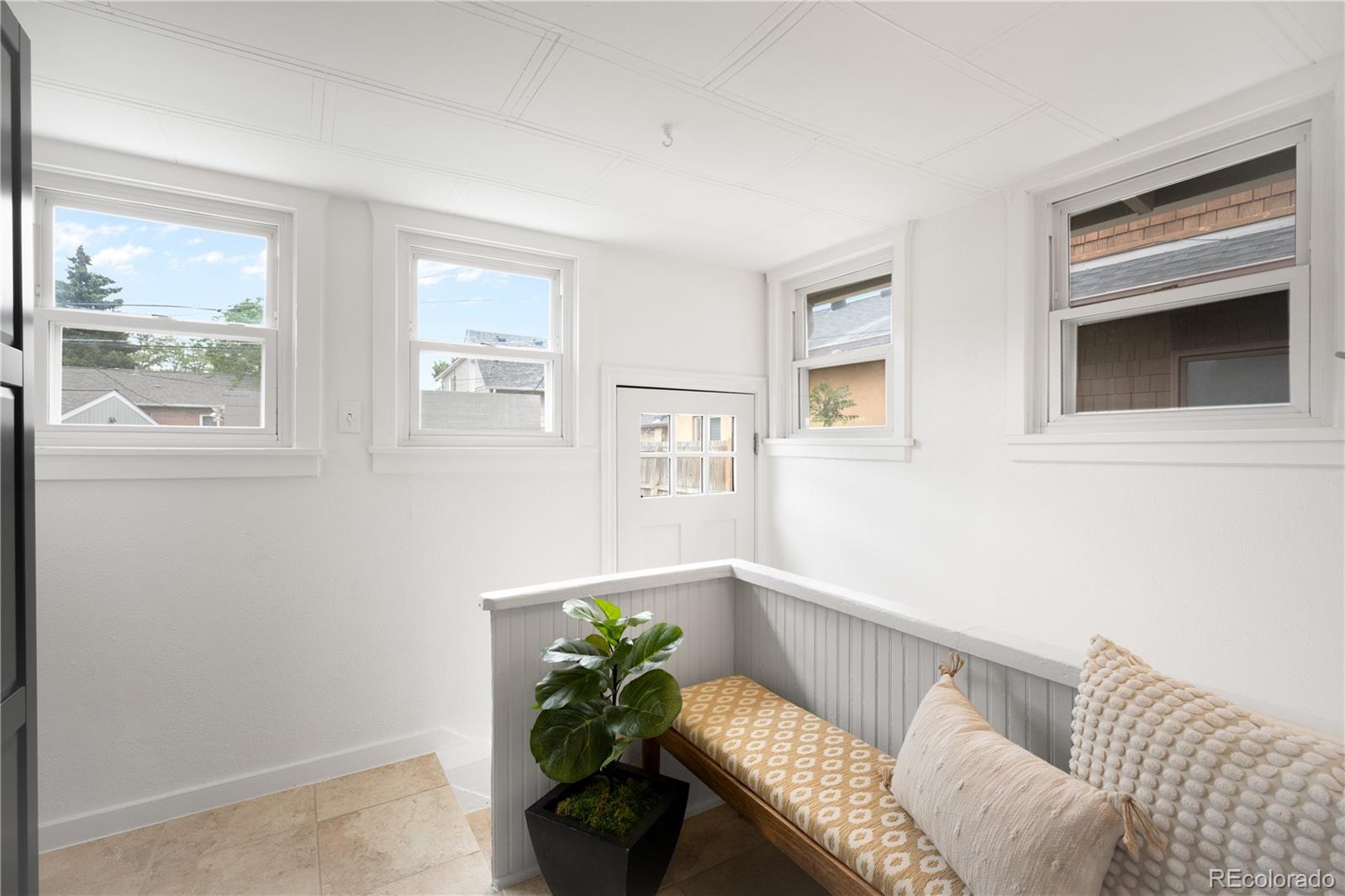 MLS Image #17 for 1288 s lincoln street,denver, Colorado