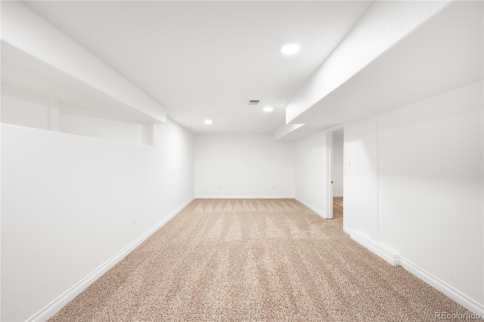 MLS Image #21 for 1288 s lincoln street,denver, Colorado