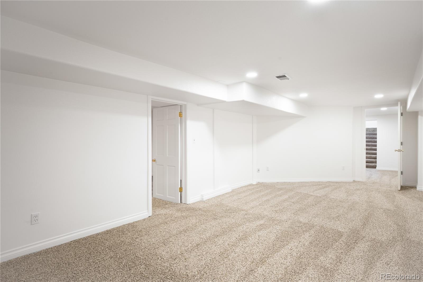 MLS Image #22 for 1288 s lincoln street,denver, Colorado