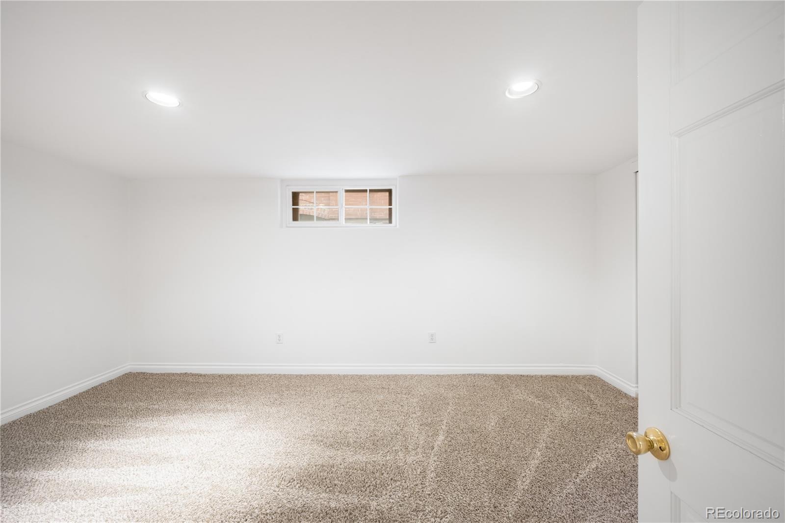 MLS Image #23 for 1288 s lincoln street,denver, Colorado