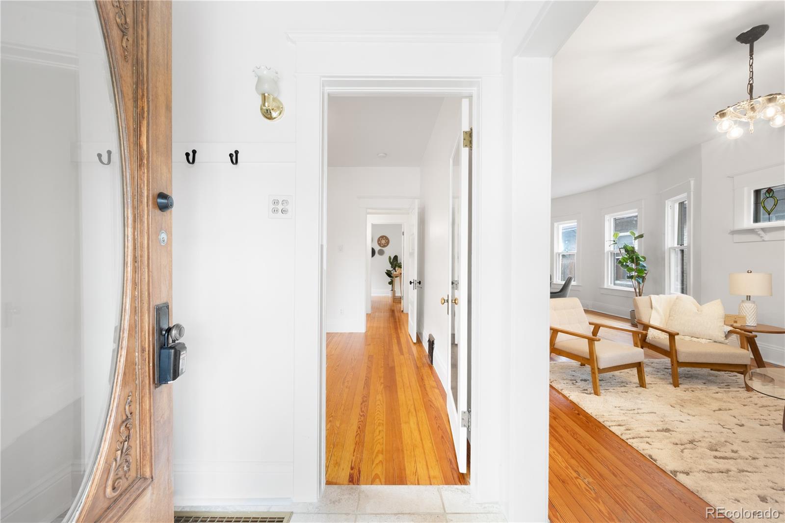 MLS Image #3 for 1288 s lincoln street,denver, Colorado