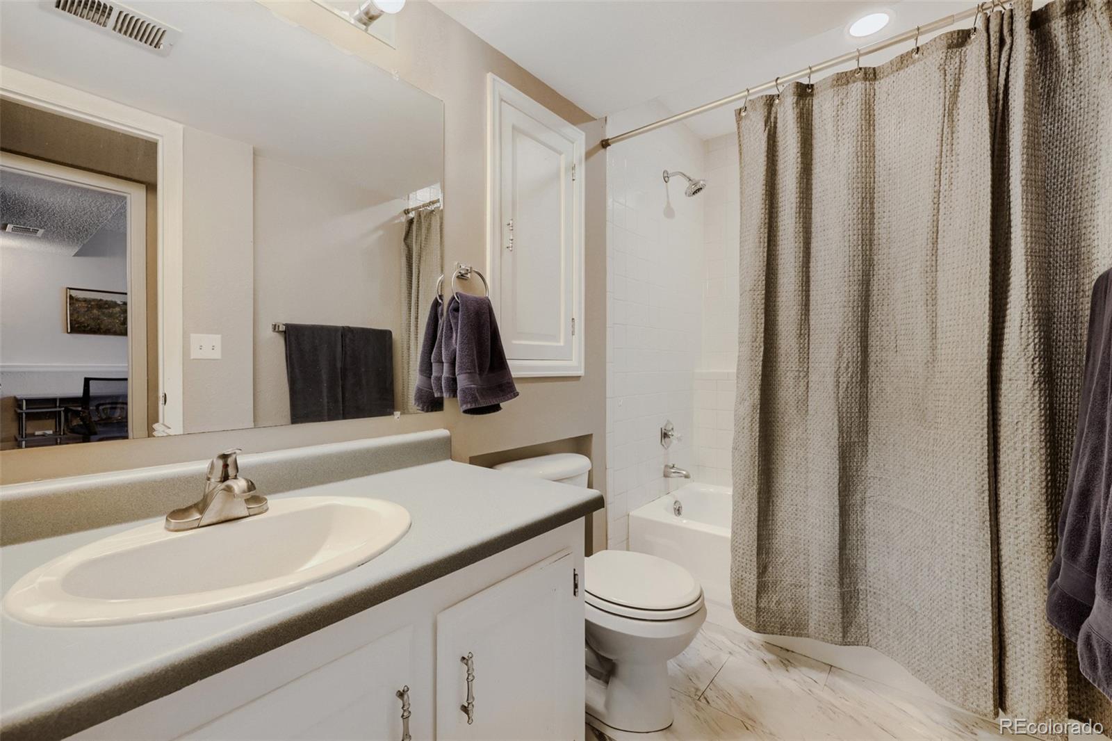 MLS Image #19 for 16283 e oxford drive,aurora, Colorado