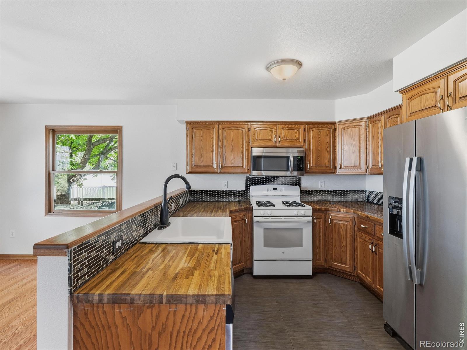 MLS Image #17 for 101  sioux drive,berthoud, Colorado