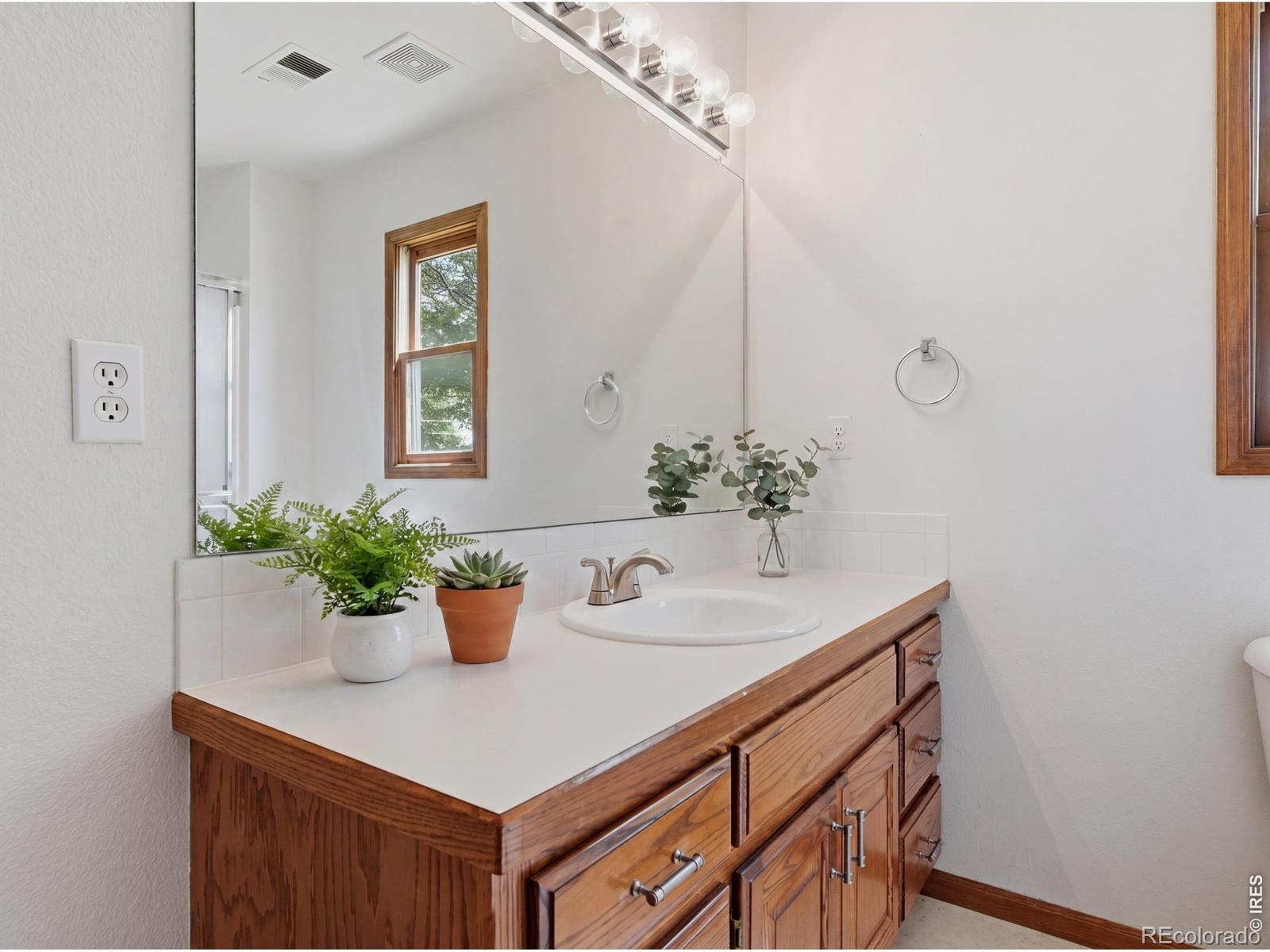 MLS Image #26 for 101  sioux drive,berthoud, Colorado