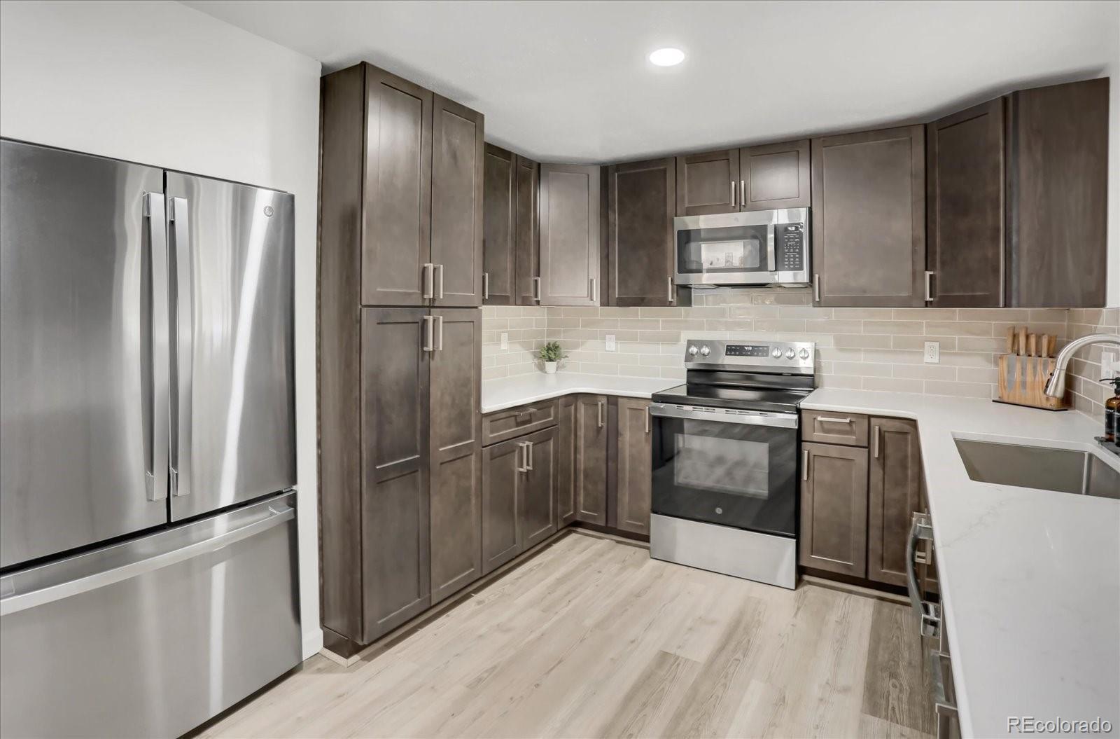 MLS Image #10 for 1894 s reed street,lakewood, Colorado