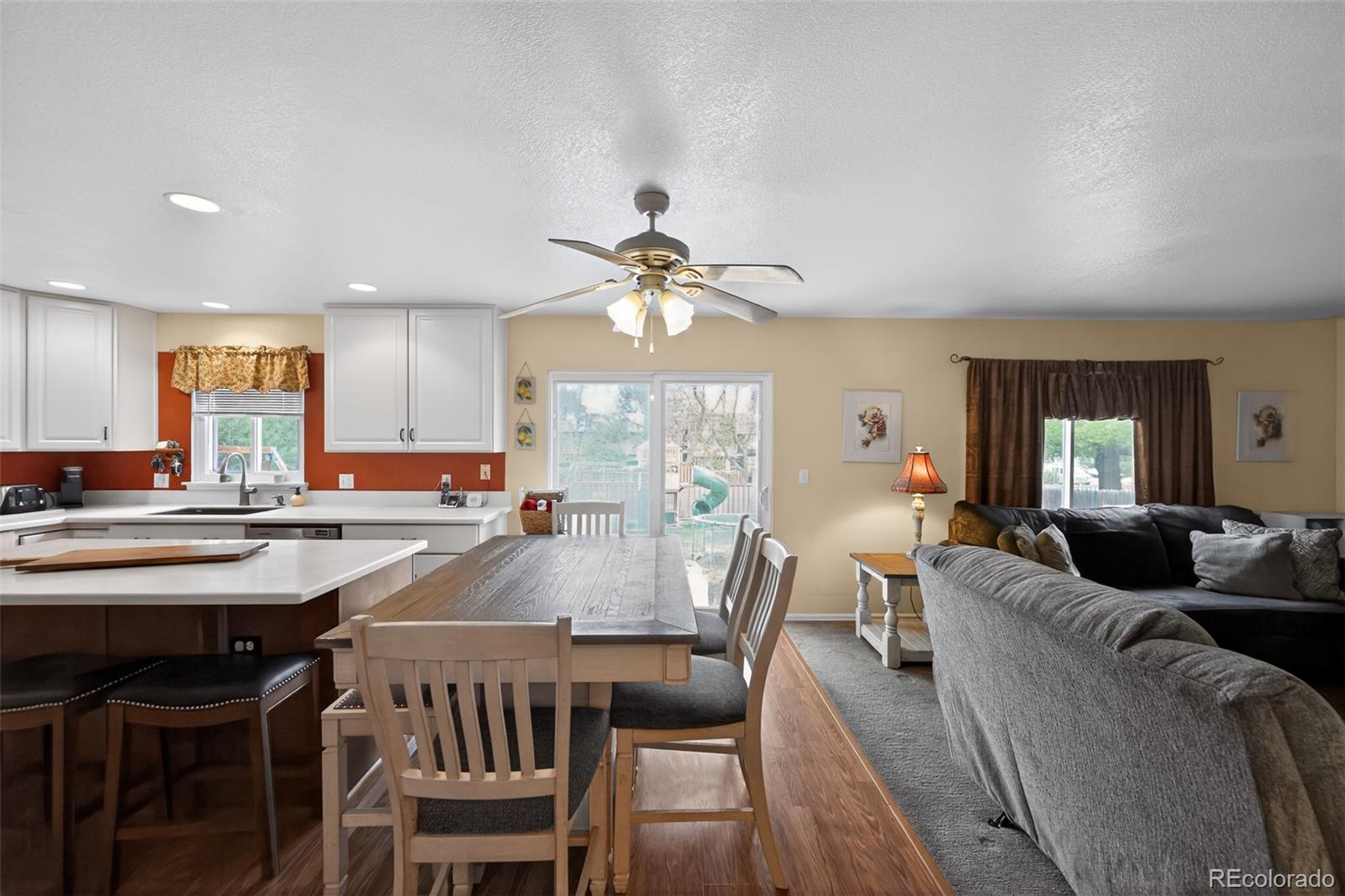 MLS Image #14 for 19018 e ithaca drive,aurora, Colorado