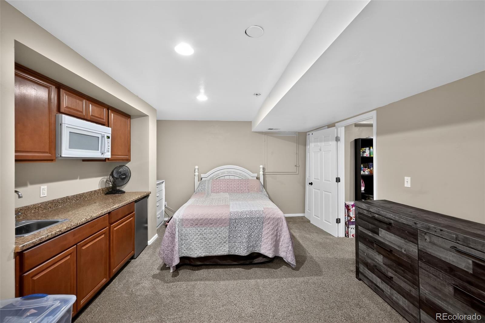 MLS Image #19 for 19018 e ithaca drive,aurora, Colorado