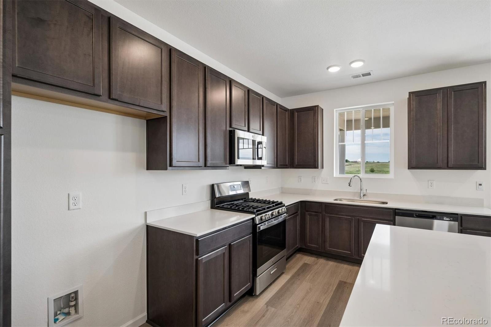 MLS Image #7 for 444 s rifle street,aurora, Colorado