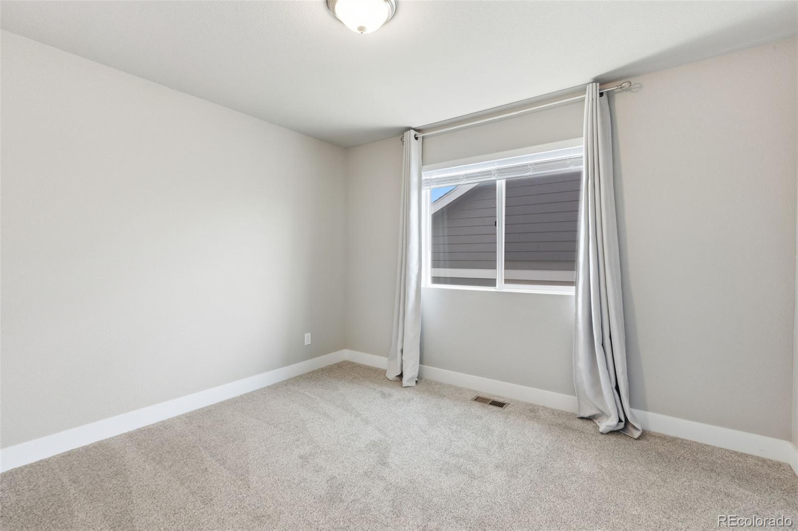MLS Image #10 for 1106  103rd avenue court,greeley, Colorado