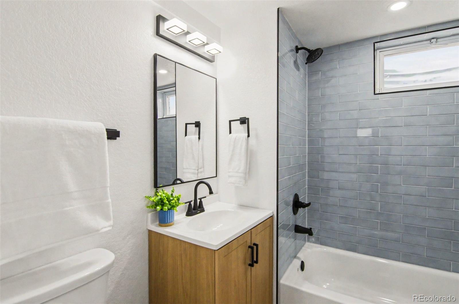 MLS Image #29 for 4733 s newton street,littleton, Colorado