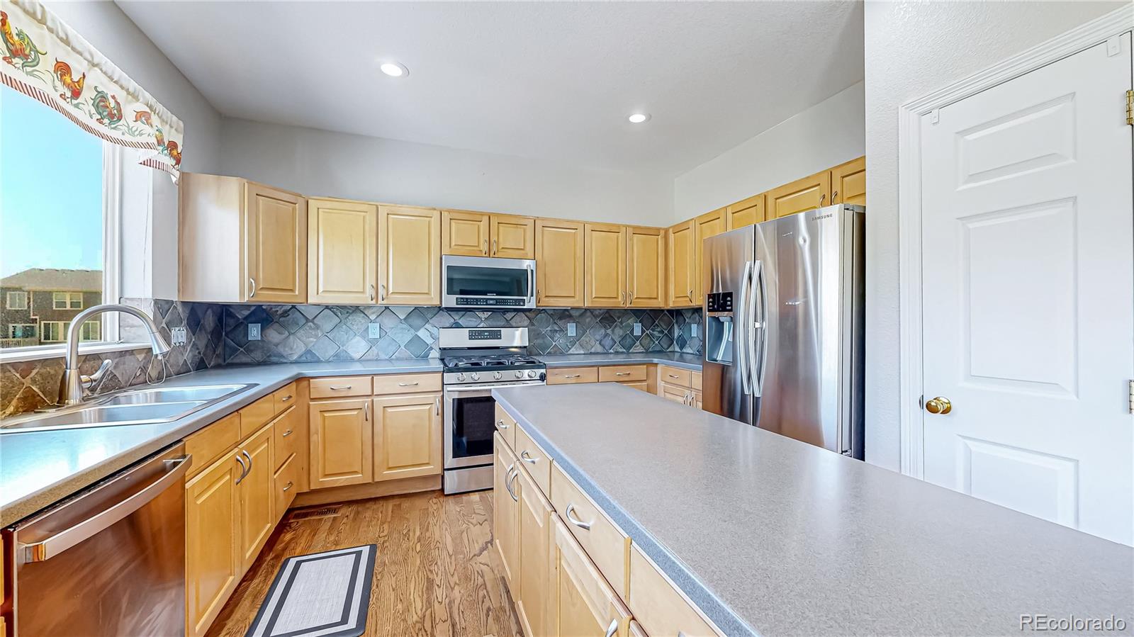 MLS Image #7 for 2223 e 100th place,thornton, Colorado