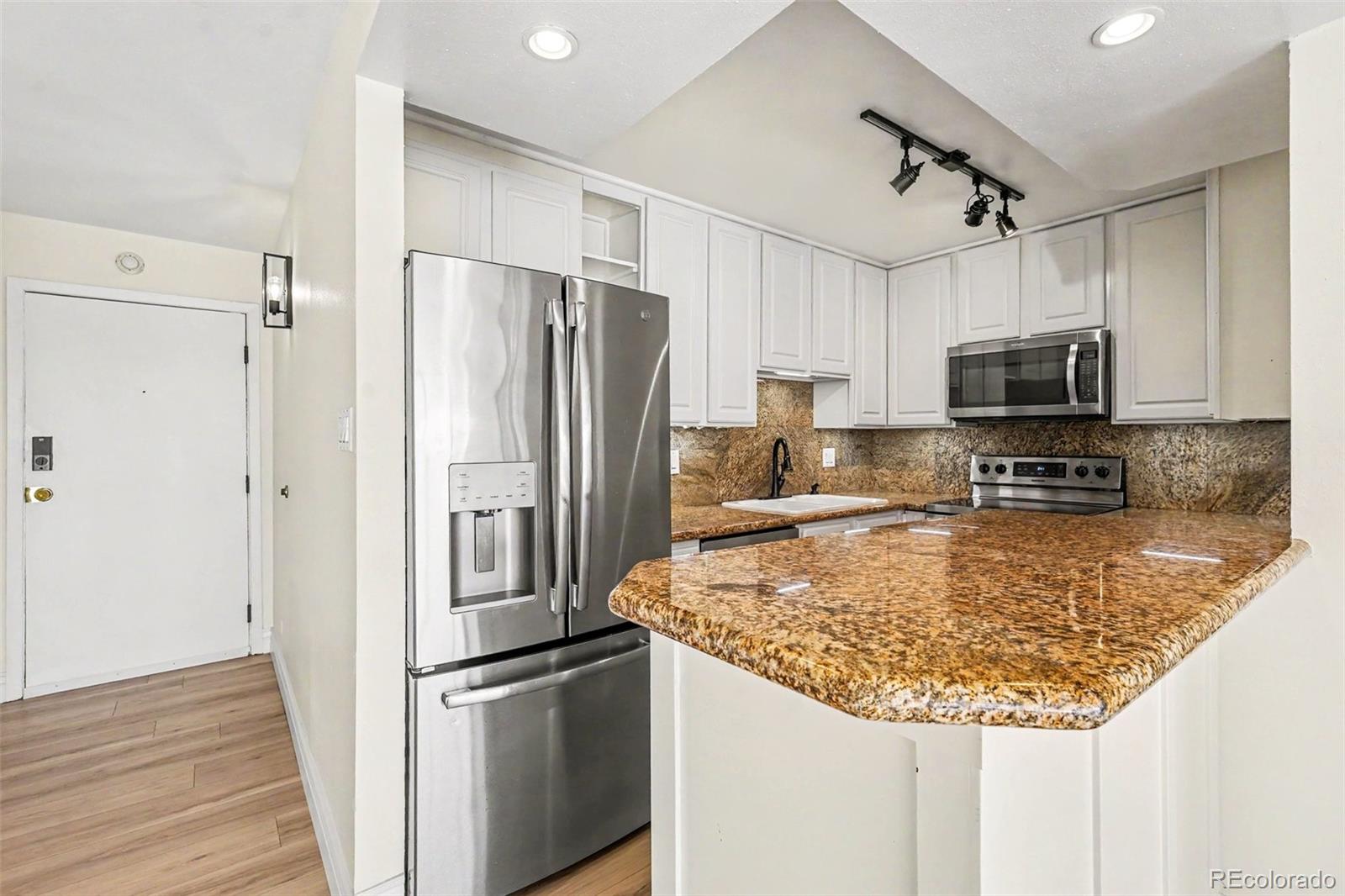 MLS Image #15 for 1313 n williams street 705,denver, Colorado