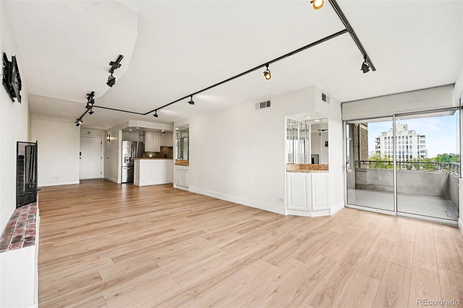 MLS Image #6 for 1313 n williams street 705,denver, Colorado