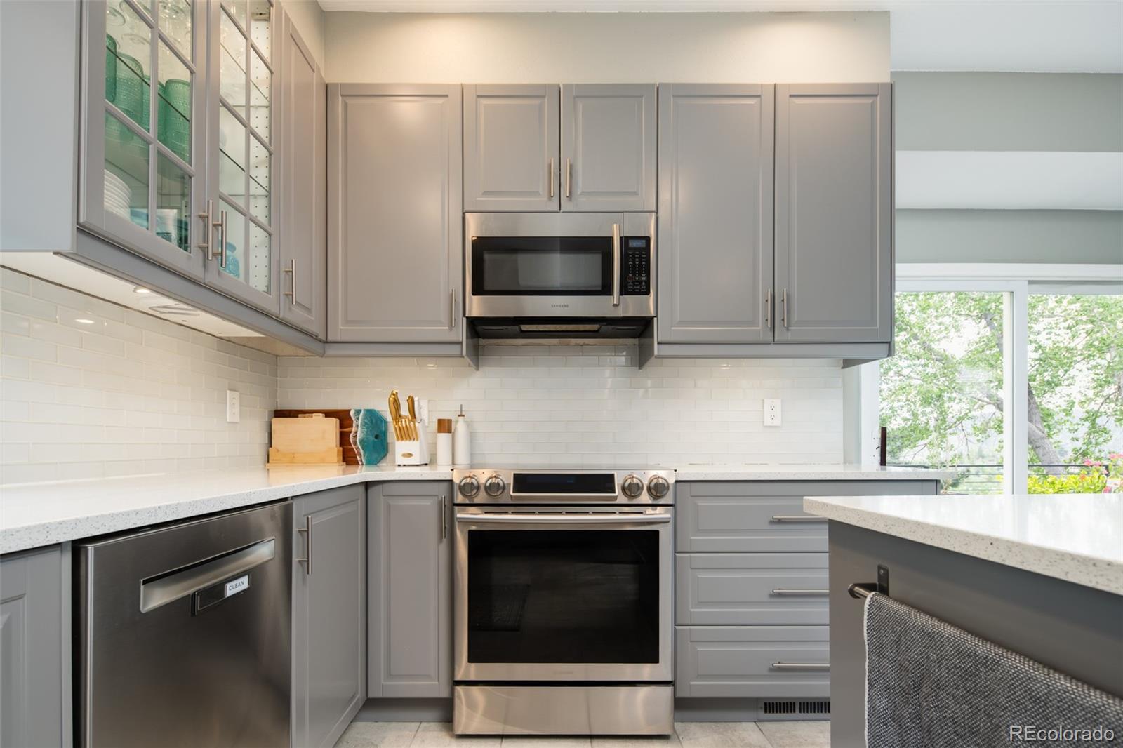 MLS Image #12 for 323  white ash drive,golden, Colorado