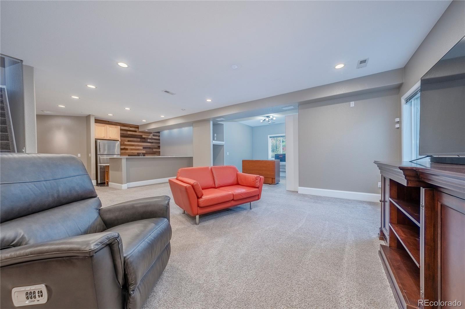 MLS Image #27 for 7911  beverly boulevard,castle pines, Colorado