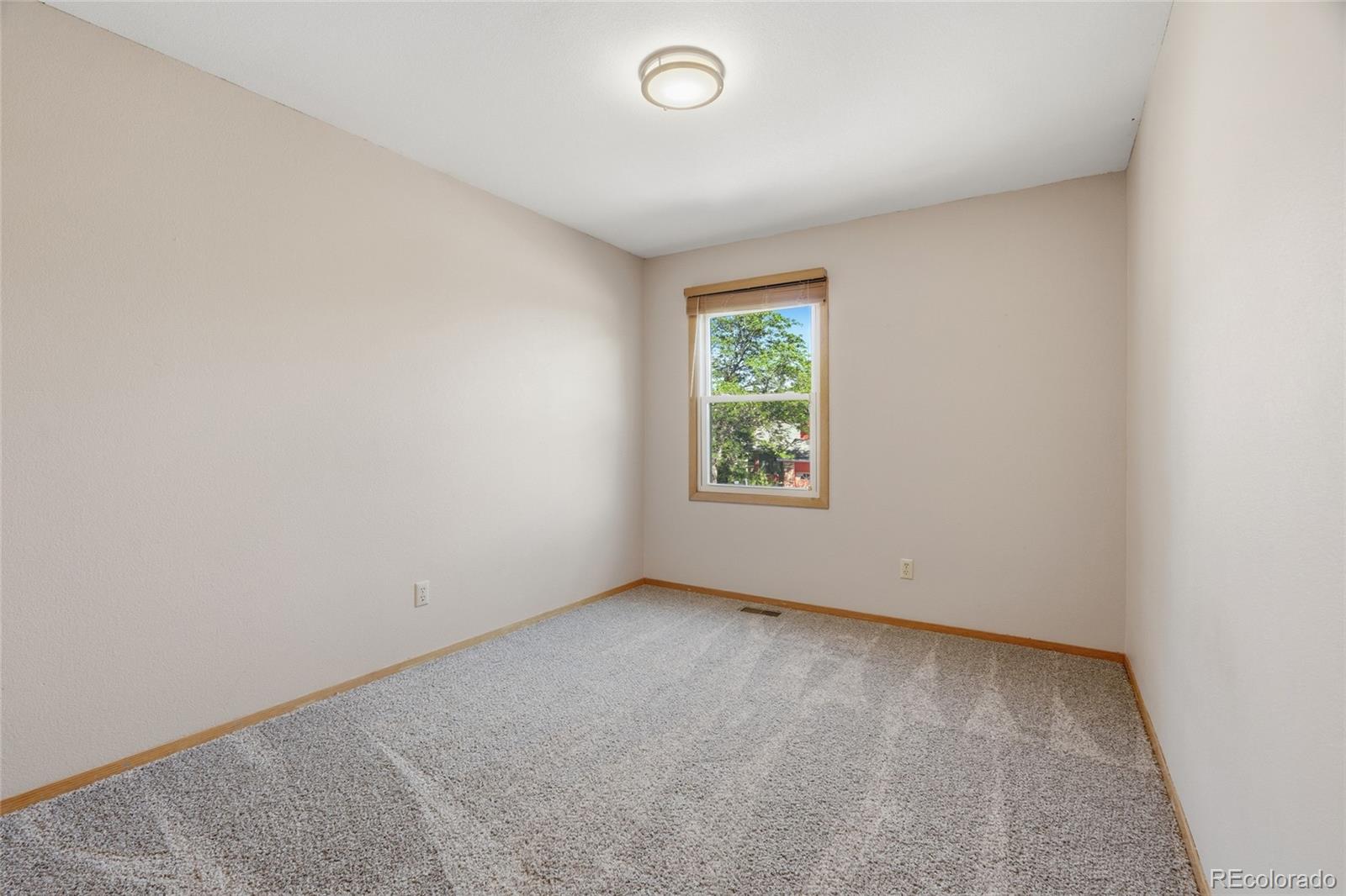 MLS Image #14 for 2201  stuart street,longmont, Colorado