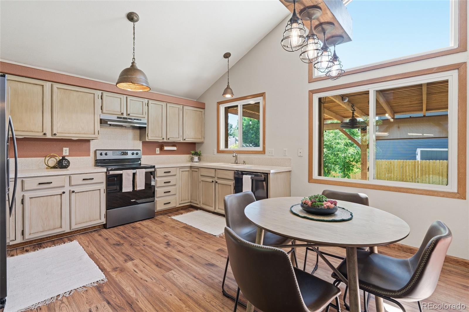 MLS Image #5 for 2201  stuart street,longmont, Colorado