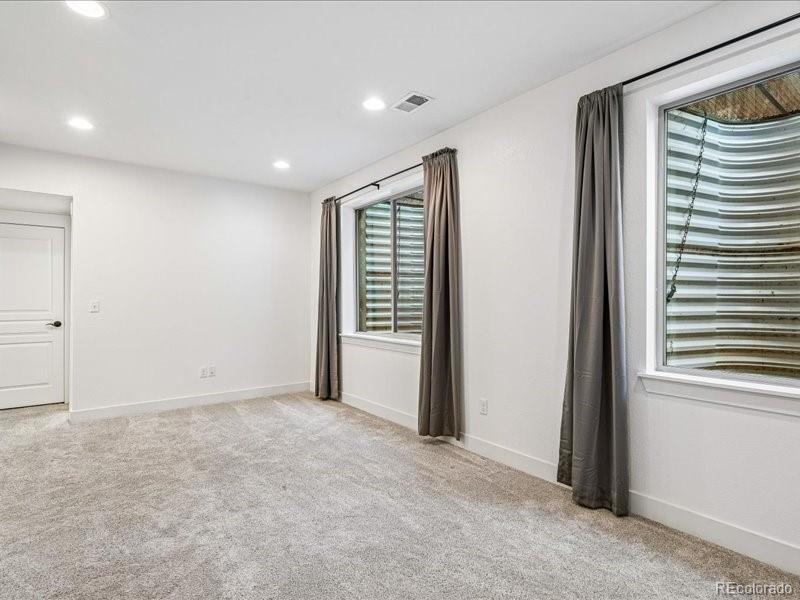 MLS Image #32 for 5073 n xenia street,denver, Colorado