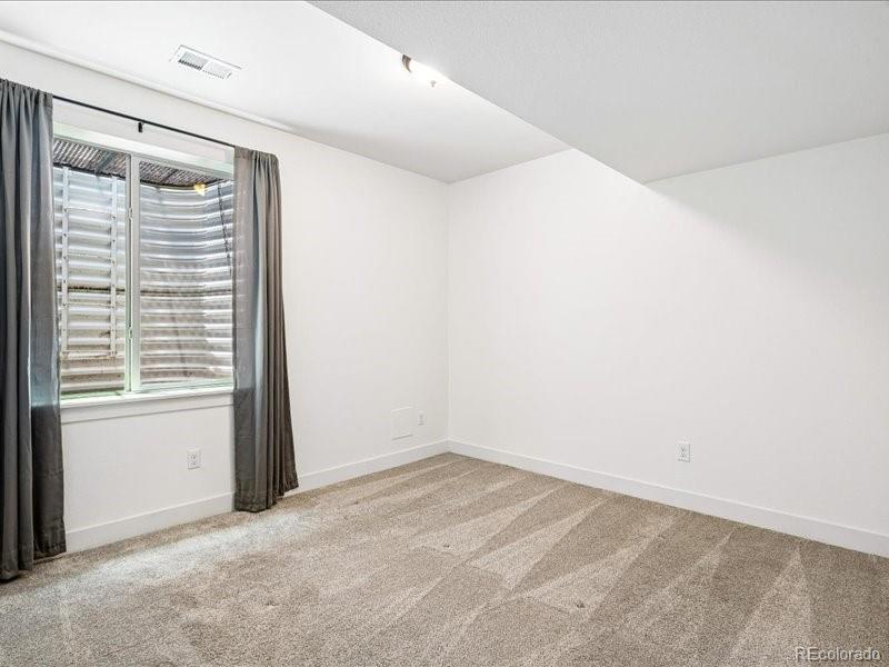 MLS Image #35 for 5073 n xenia street,denver, Colorado