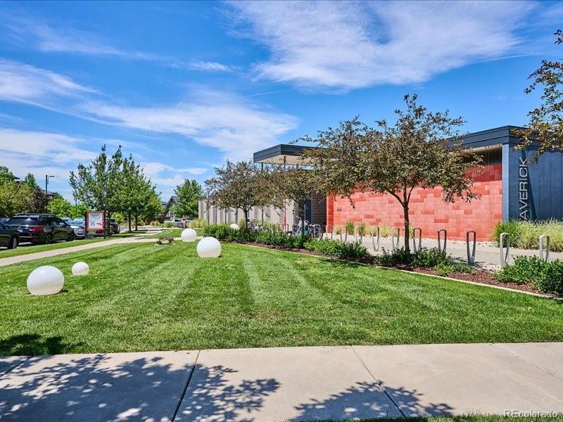 MLS Image #39 for 5073 n xenia street,denver, Colorado