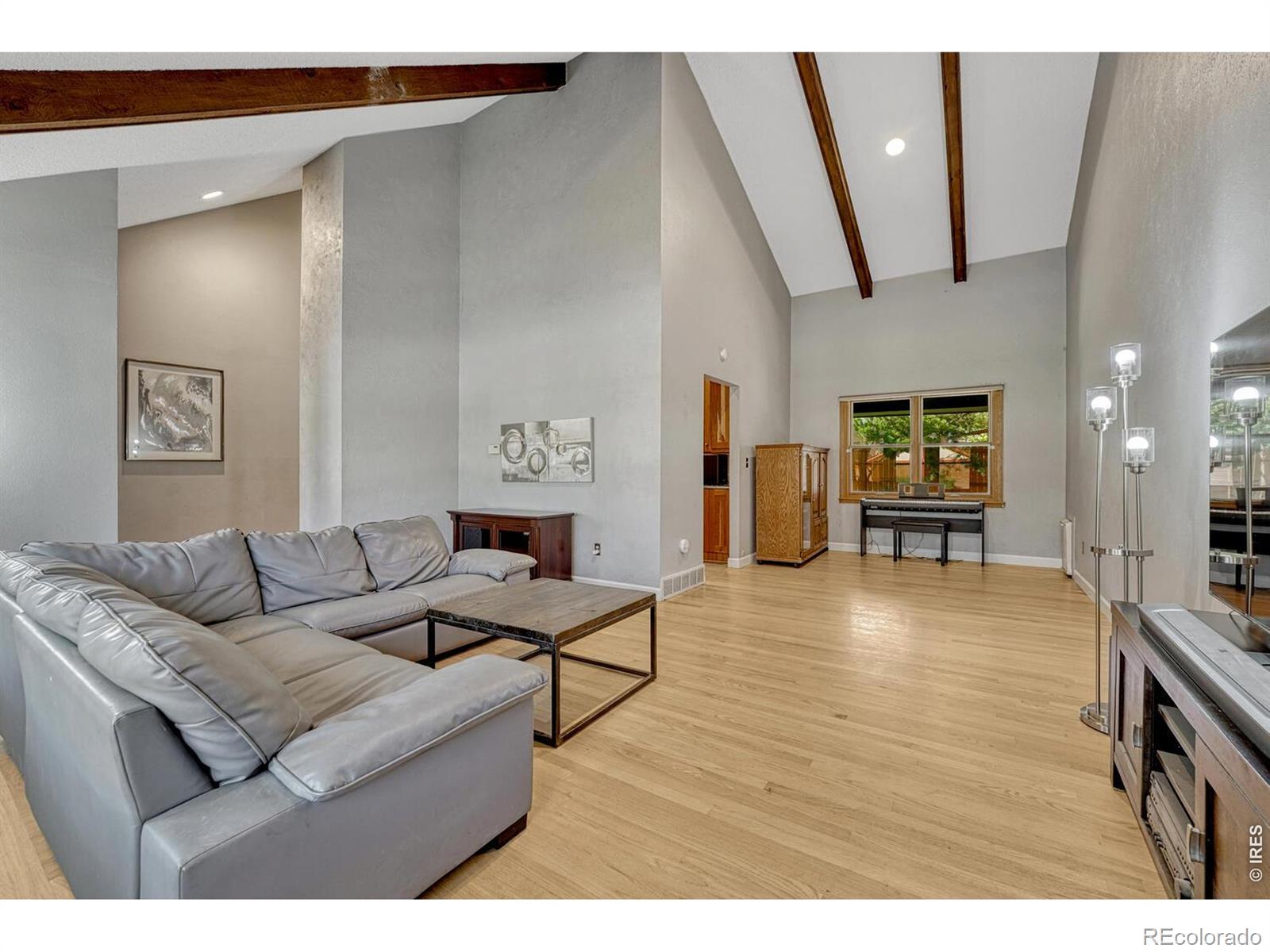 MLS Image #5 for 7909 s poplar way,centennial, Colorado