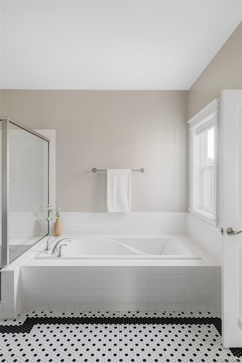 MLS Image #21 for 8189 e 32nd avenue,denver, Colorado