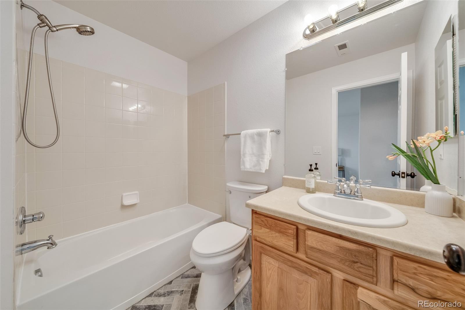 MLS Image #14 for 16184 e 105th avenue,commerce city, Colorado