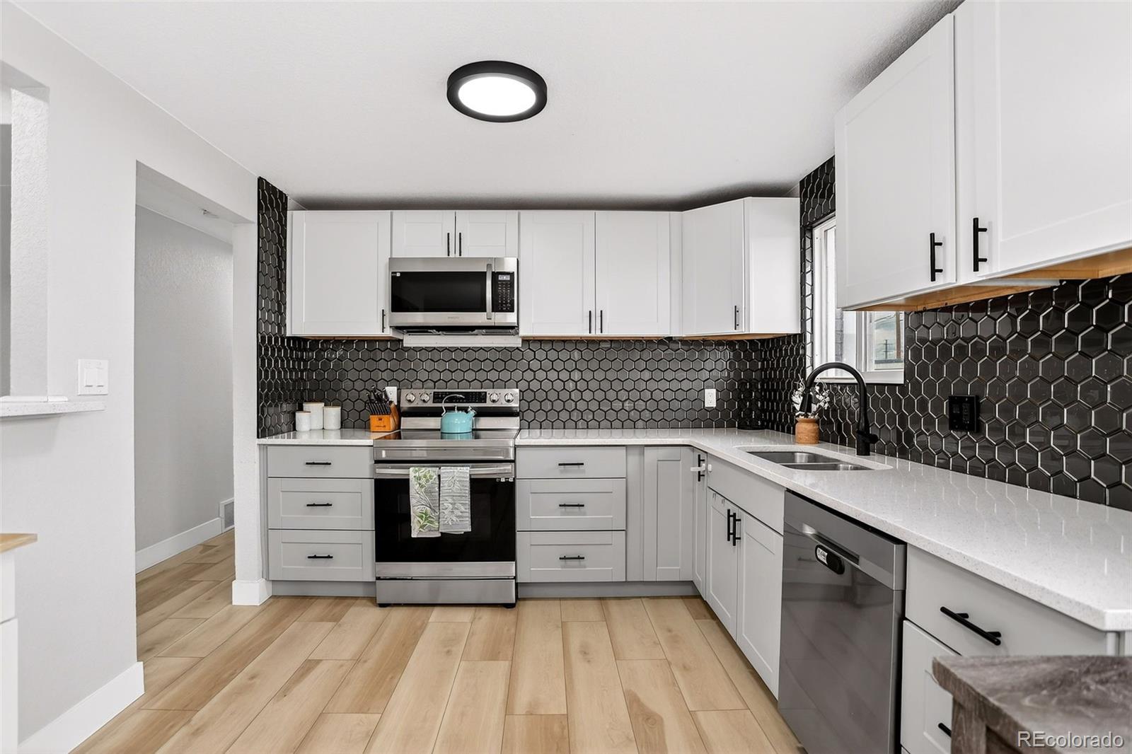 MLS Image #13 for 3222  blackhawk circle ,aurora, Colorado