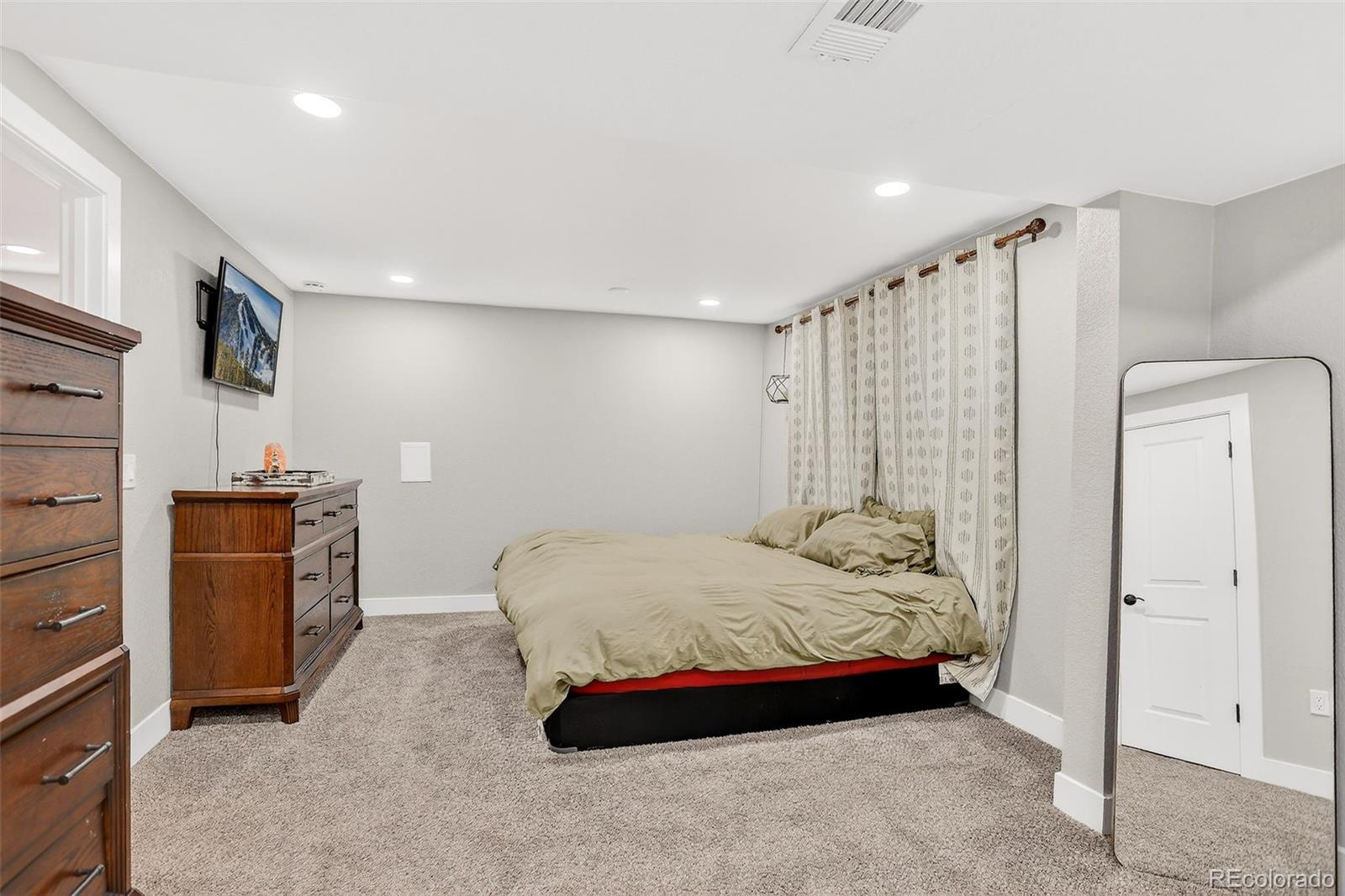 MLS Image #27 for 3222  blackhawk circle ,aurora, Colorado