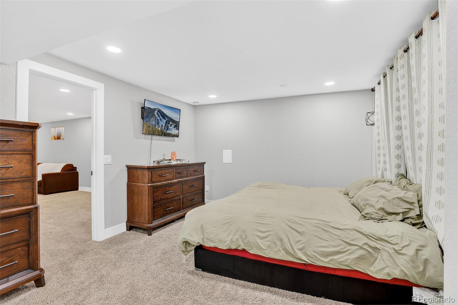 MLS Image #28 for 3222  blackhawk circle ,aurora, Colorado