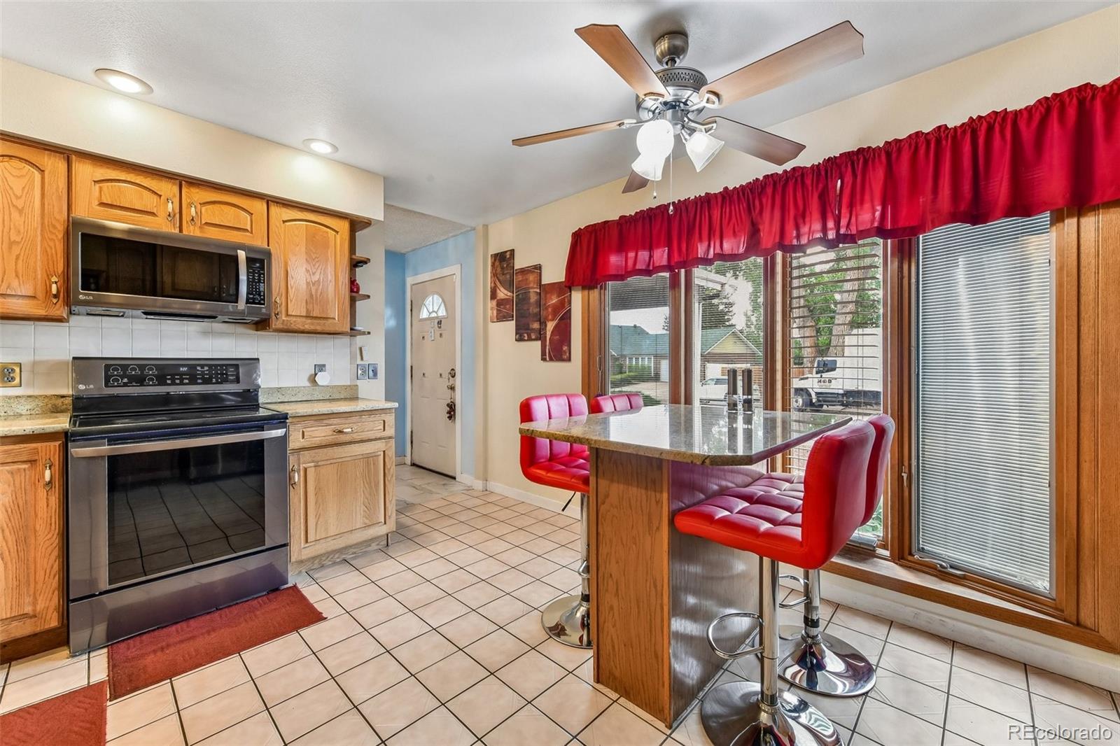 MLS Image #10 for 5065  uvalda street,denver, Colorado