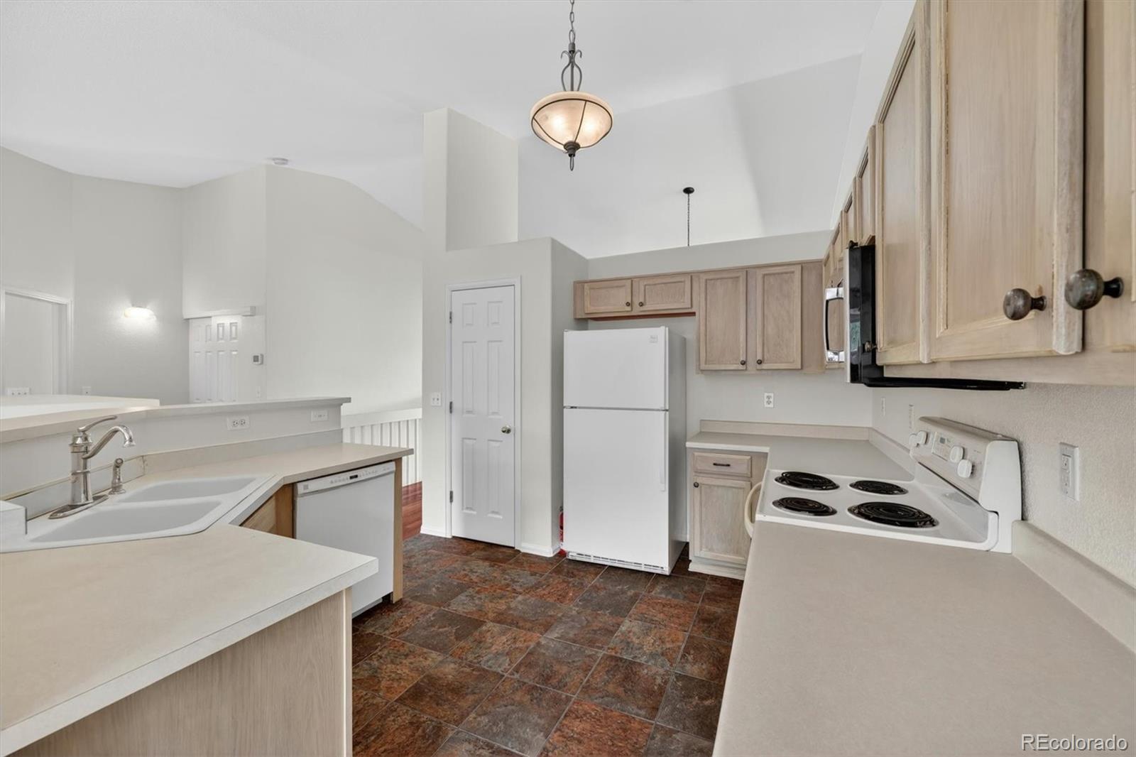 MLS Image #11 for 12821  buckhorn creek street,parker, Colorado