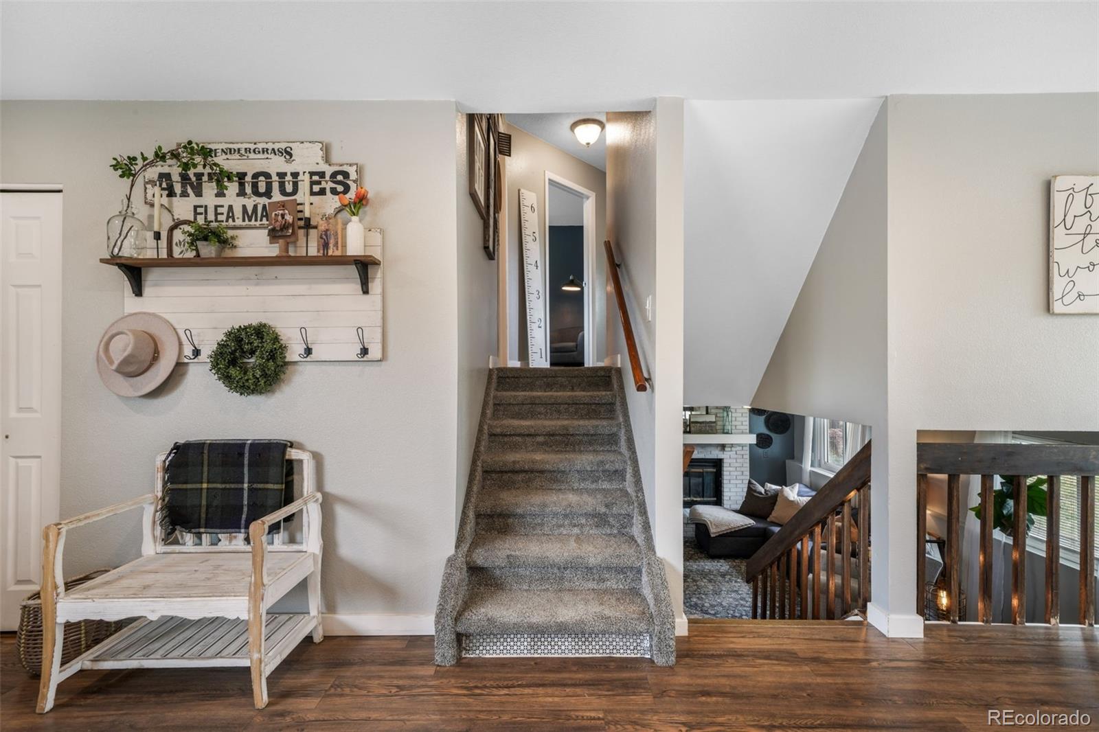 MLS Image #4 for 7175  woody creek drive,colorado springs, Colorado