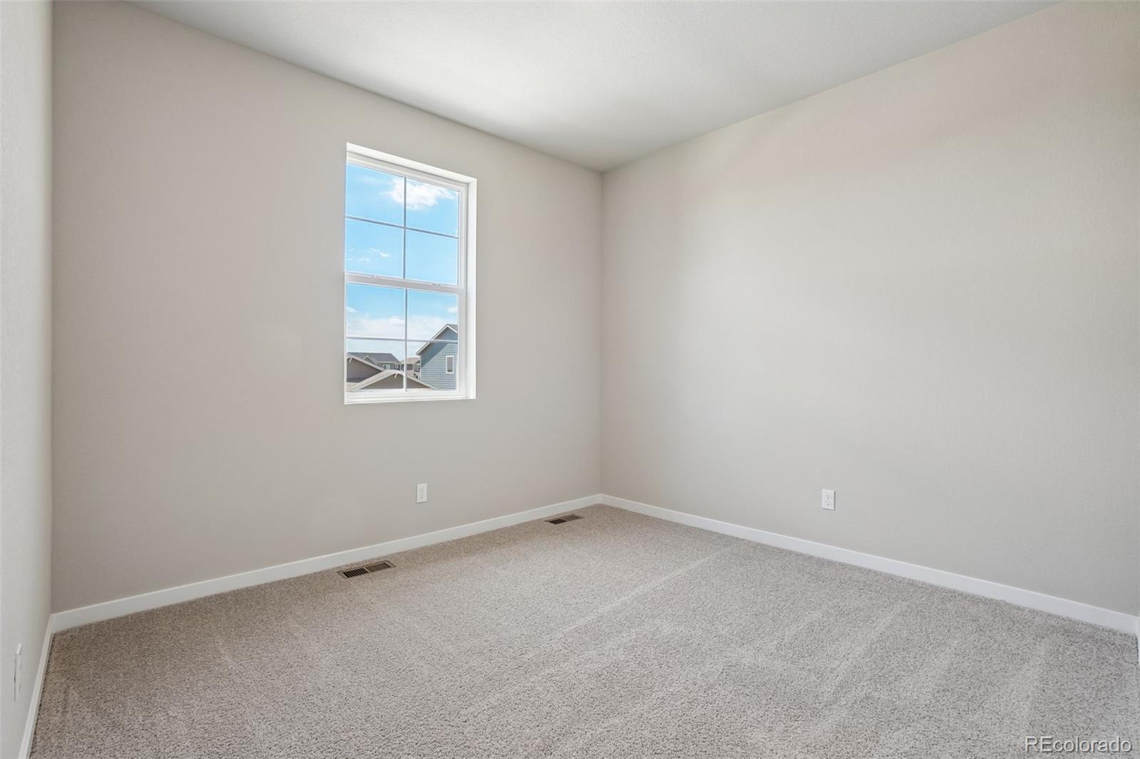 MLS Image #19 for 55003 e 28th place,strasburg, Colorado